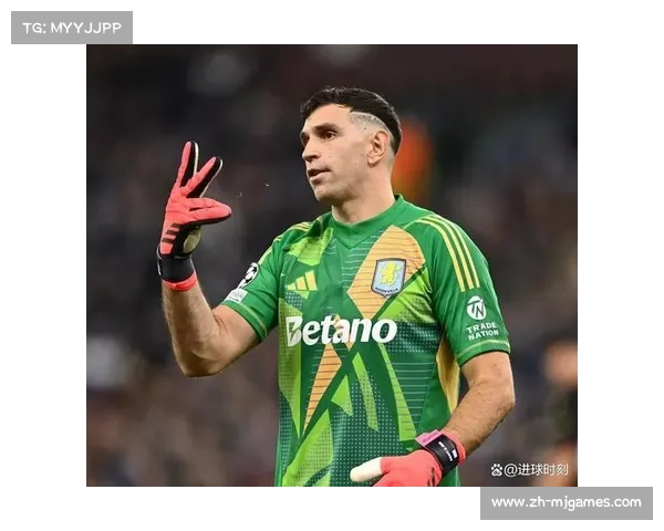 镜头聚焦：维拉门将马丁内斯连续三次神扑，力保球门不失